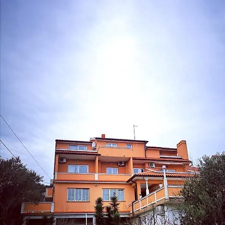 דירה Melita *