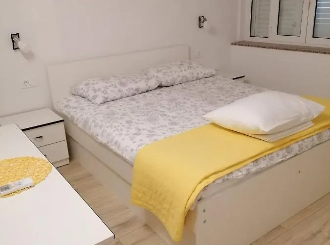 Melita * Supetarska Draga