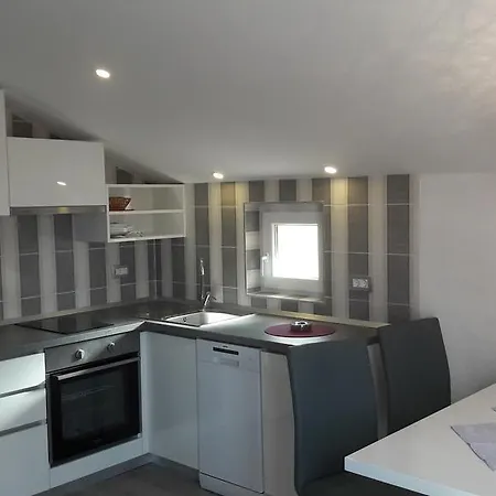 Melita * Supetarska Draga